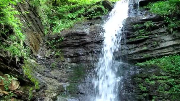 DrogMedia Статус гідрологічної пам’ятки – водоспаду, який взимку замерзає
