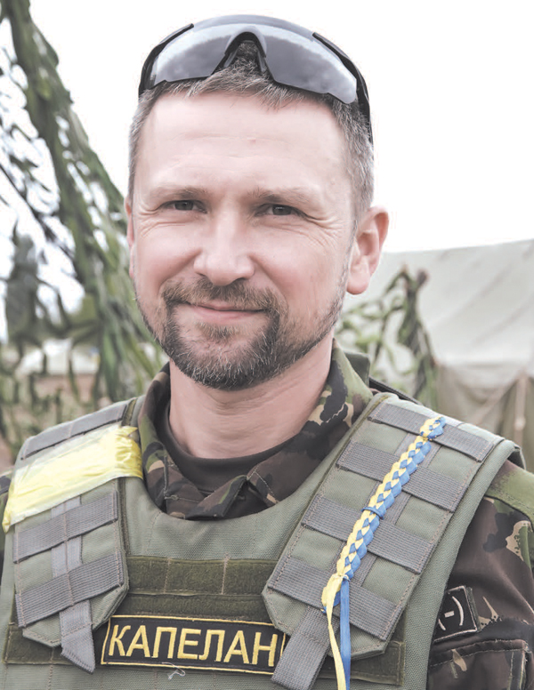 DrogMedia Військовий капелан отець Тарас Коцюба: На війні найважче виконувати головне завдання священика- бути поруч