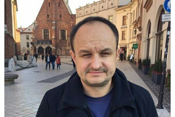 DrogMedia Оце так таланить! Як не жирні підряди, то жирні посади! КП КМГ замість Яніва очолив Жирний