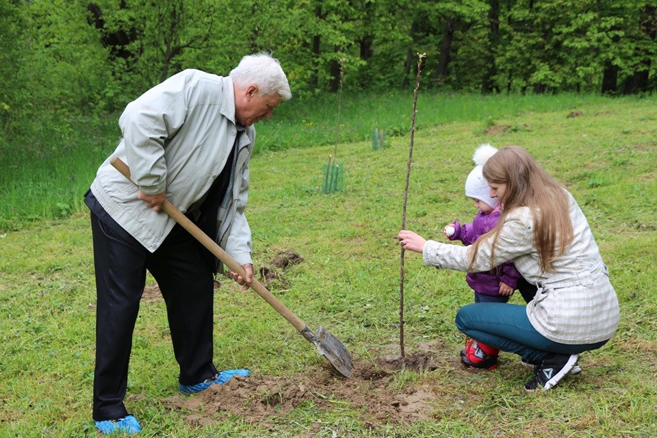 Про їхній подвиг нагадуватимуть дерева! 2 DrogMedia Про їхній подвиг нагадуватимуть дерева!