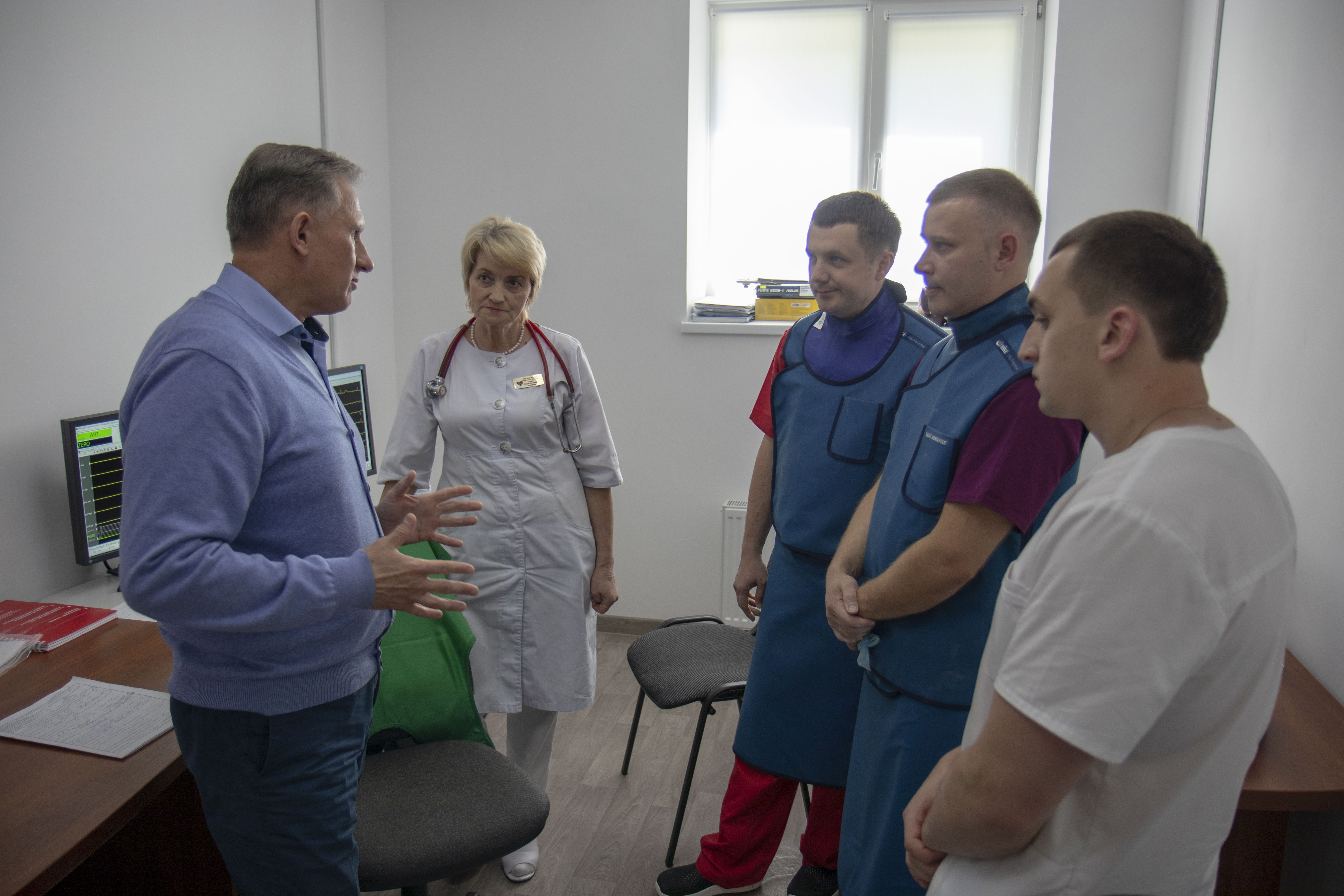 Роман Ілик: «Віднедавна у Дрогобичі запрацював кардіоцентр де рятують людей від гострого інфаркту» 2 DrogMedia Роман Ілик: «Віднедавна у Дрогобичі запрацював кардіоцентр де рятують людей від гострого інфаркту»