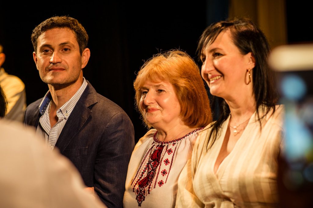 Дорогу здолає той, хто йде, а Добру на Землі кінця не буде 2 DrogMedia Дорогу здолає той, хто йде, а Добру на Землі кінця не буде