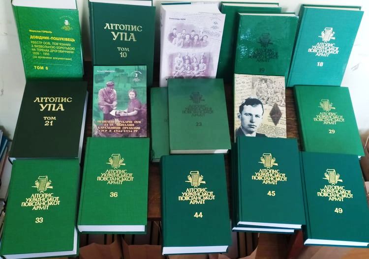 DrogMedia 2700 книг про історію УПА та ОУН - в подарунок!