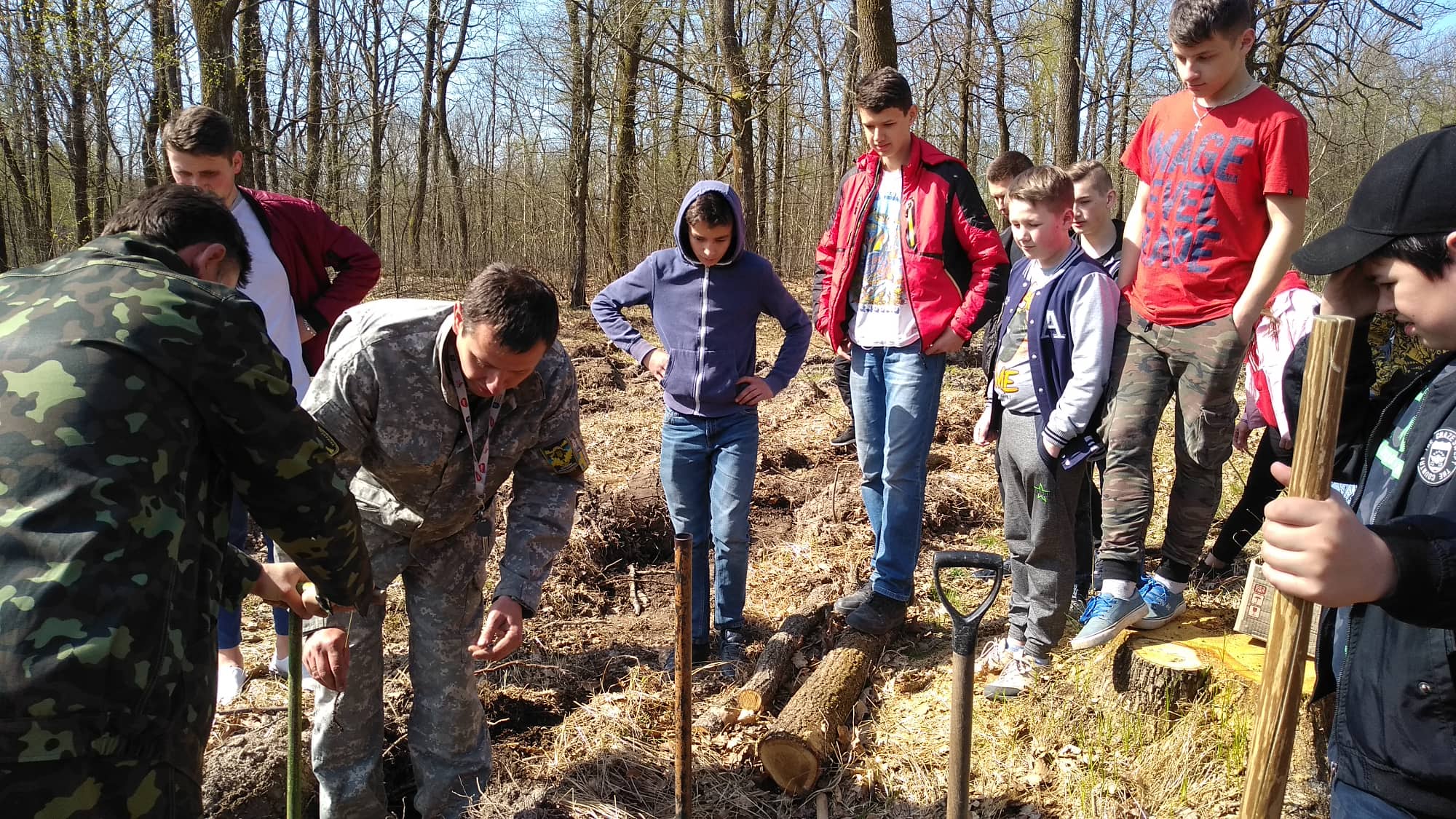 DrogMedia Вчимося цінувати природу та висаджувати дерева///Акція від дрогобичан (ВІДЕО)