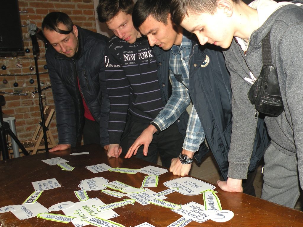 DrogMedia Як громада управляє, як контролює та як фінансується