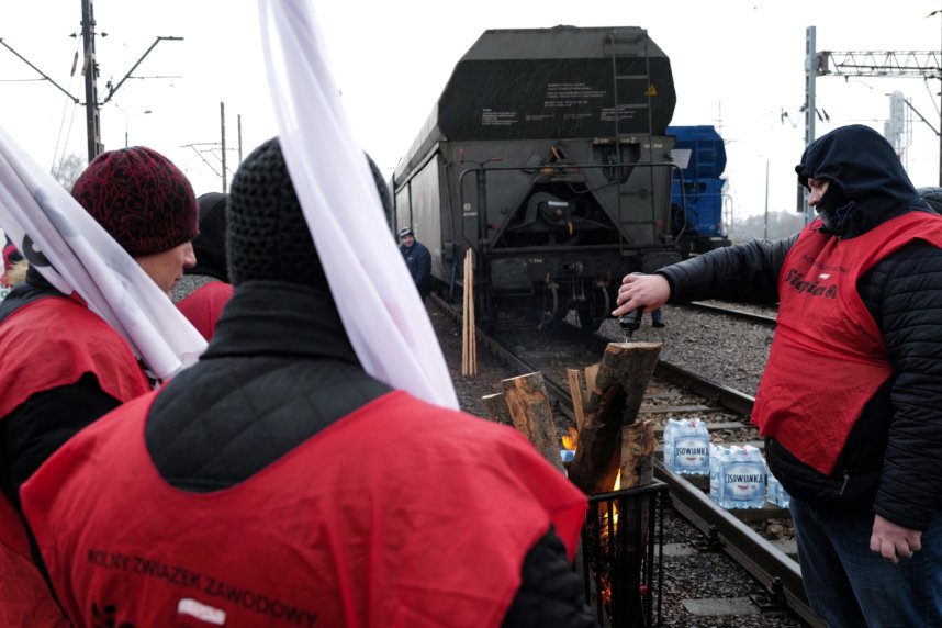 DrogMedia Гірники у Польщі заблокували потяги з російським вугіллям