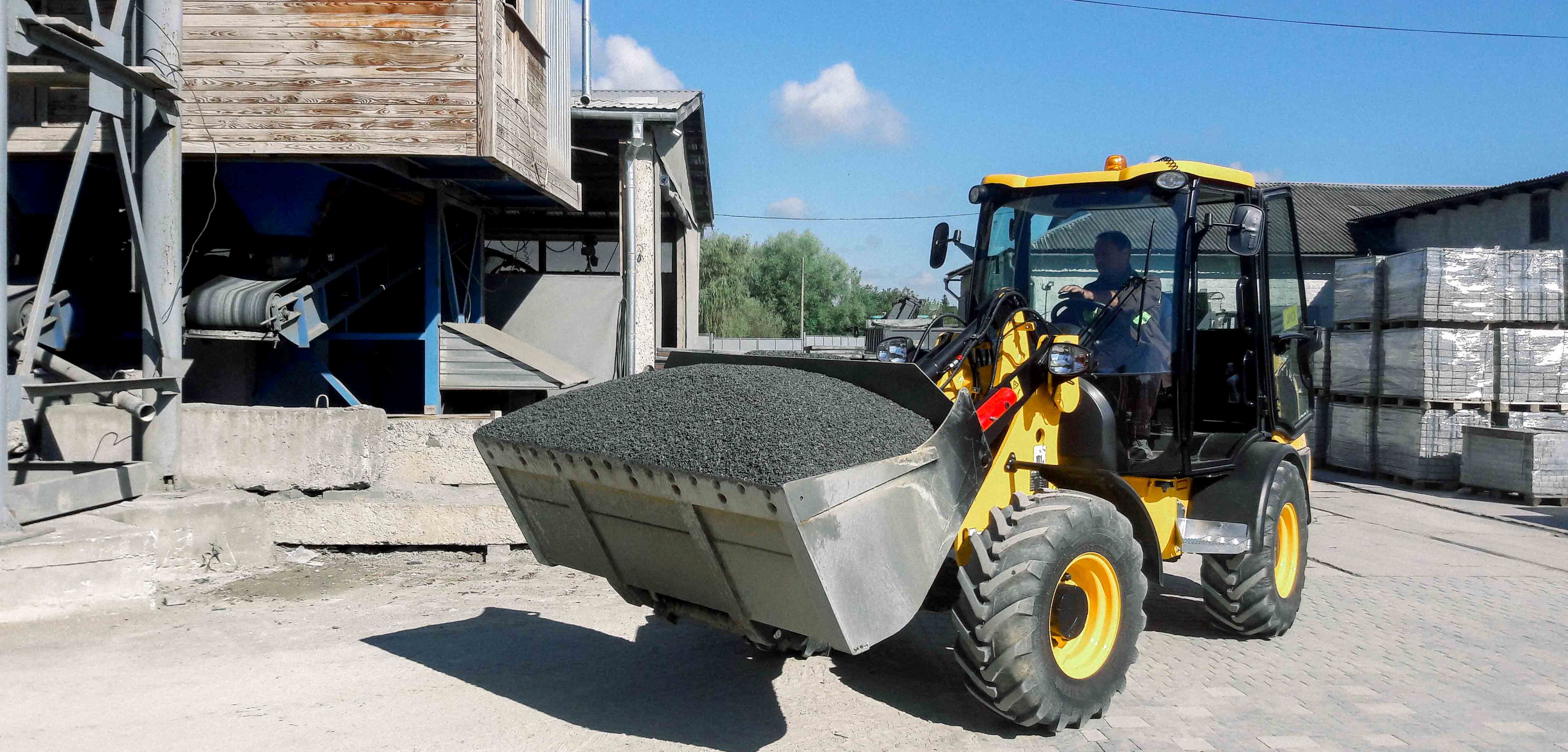 DrogMedia “Є клієнти, які їдуть по бруківку не просто на підприємство, а саме “до Веселого” - як працює успішний бізнес дрогобичанина Андрія Веселого