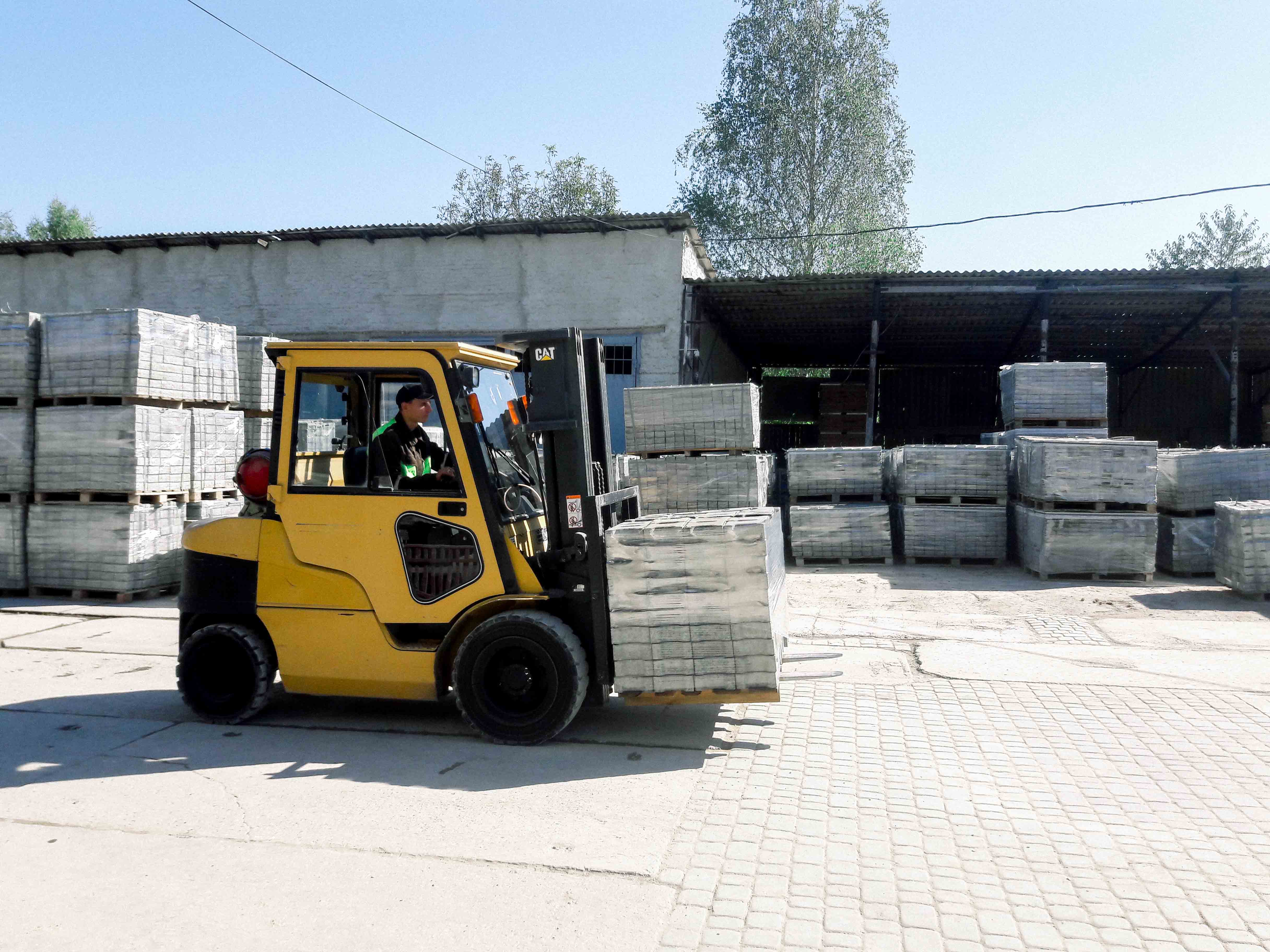 “Є клієнти, які їдуть по бруківку не просто на підприємство, а саме “до Веселого” - як працює успішний бізнес дрогобичанина Андрія Веселого 3 DrogMedia “Є клієнти, які їдуть по бруківку не просто на підприємство, а саме “до Веселого” - як працює успішний бізнес дрогобичанина Андрія Веселого