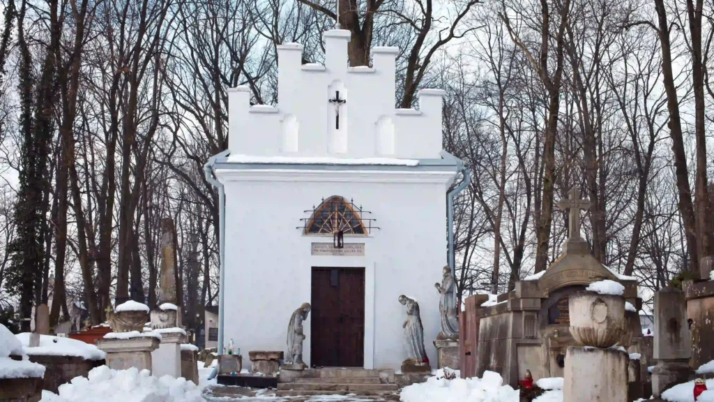цвинтар кладовище