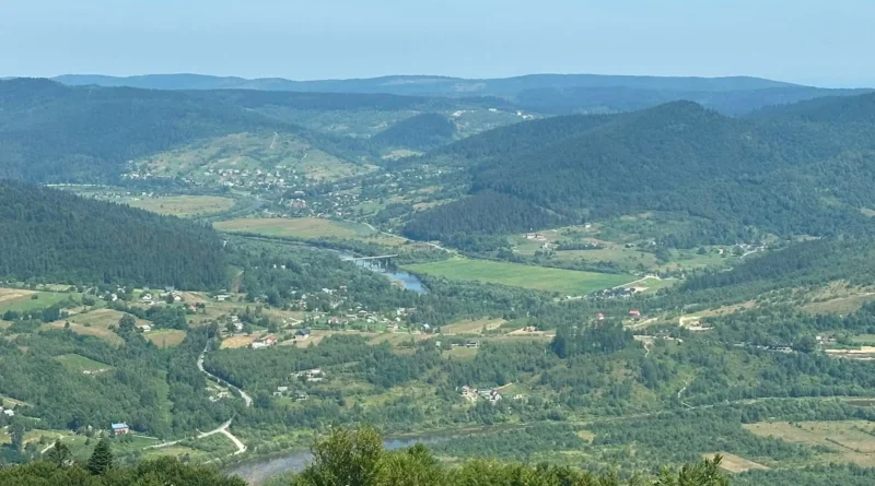 вид з гори Небесної Сотні