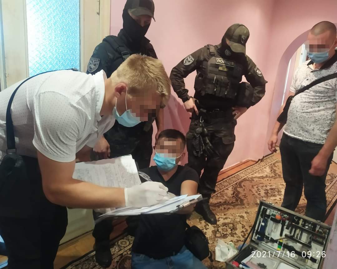 DrogMedia Поліцейські затримали підозрюваного у вбивстві мешканця Борислава
