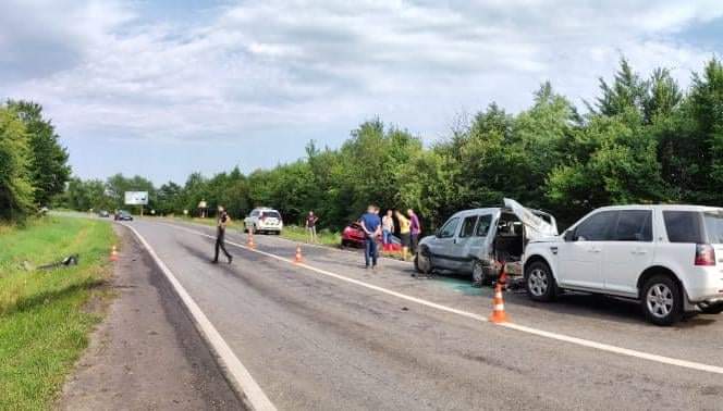 DrogMedia Потрійне автозіткнення біля Дрогобича  