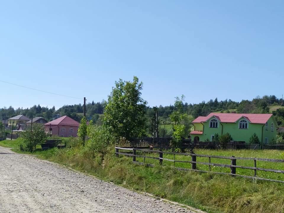Веломандрівка в село Сторона: храм відомого архітектора, місце баталій, описане Франком, благополуччя та мальовничі пейзажі 18 DrogMedia Веломандрівка в село Сторона: храм відомого архітектора, місце баталій, описане Франком, благополуччя та мальовничі пейзажі