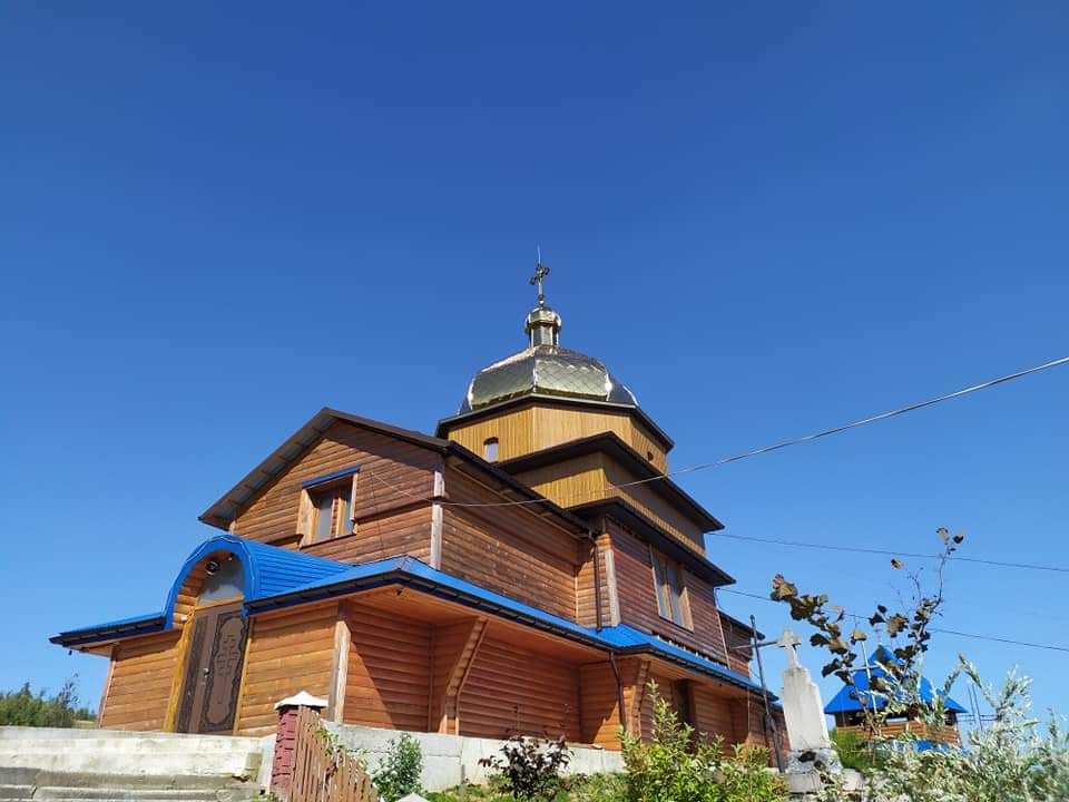 Веломандрівка в село Сторона: храм відомого архітектора, місце баталій, описане Франком, благополуччя та мальовничі пейзажі 8 DrogMedia Веломандрівка в село Сторона: храм відомого архітектора, місце баталій, описане Франком, благополуччя та мальовничі пейзажі