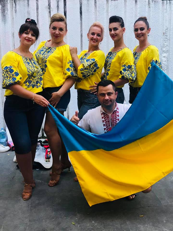 DrogMedia Феєричний виступ трускавецьких танцюристів у Чорногорії