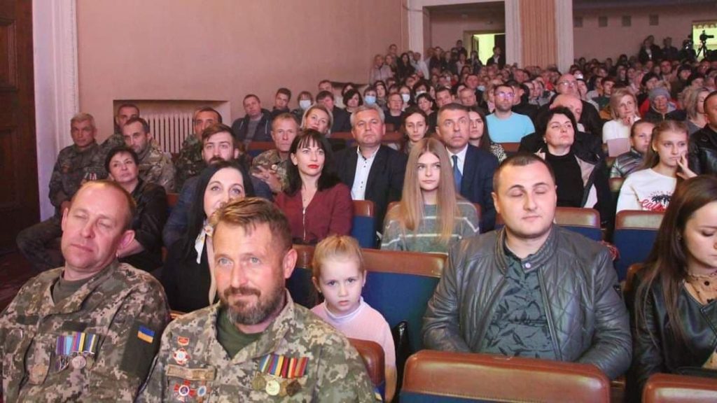 DrogMedia У Дрогобичі під час «Патріот-шоу» нагородили кращих дрогобичан
