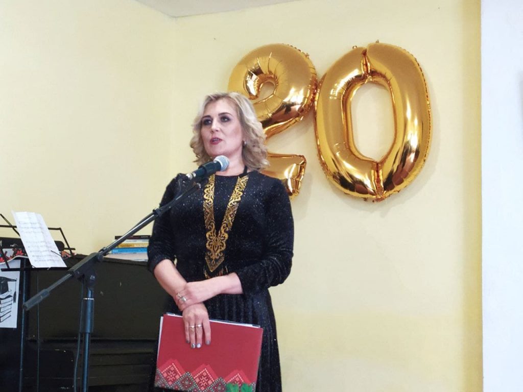 Школа в Старому Кропивнику, що постала завдяки громаді, відсвяткувала 20 років 4 DrogMedia Школа в Старому Кропивнику, що постала завдяки громаді, відсвяткувала 20 років
