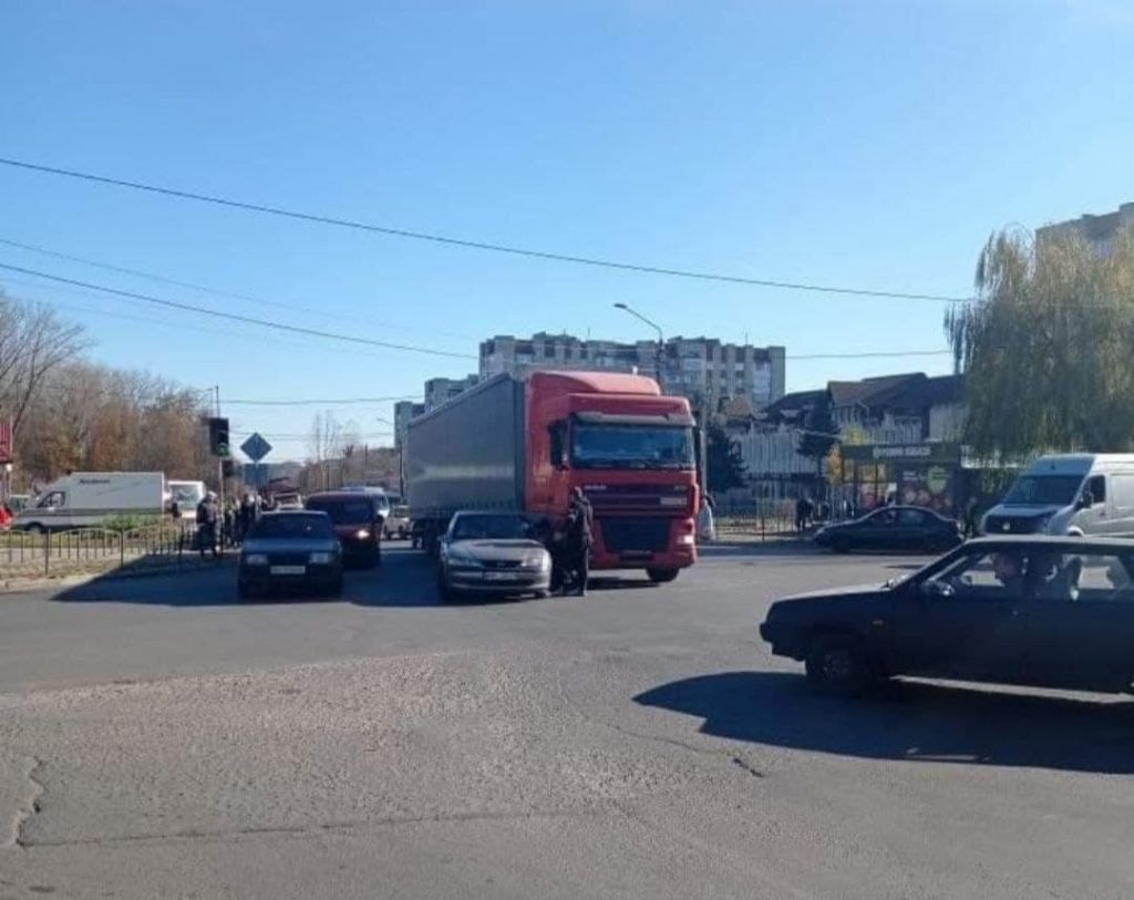 DrogMedia На дорогах Дрогобича сьогодні два автозіткнення