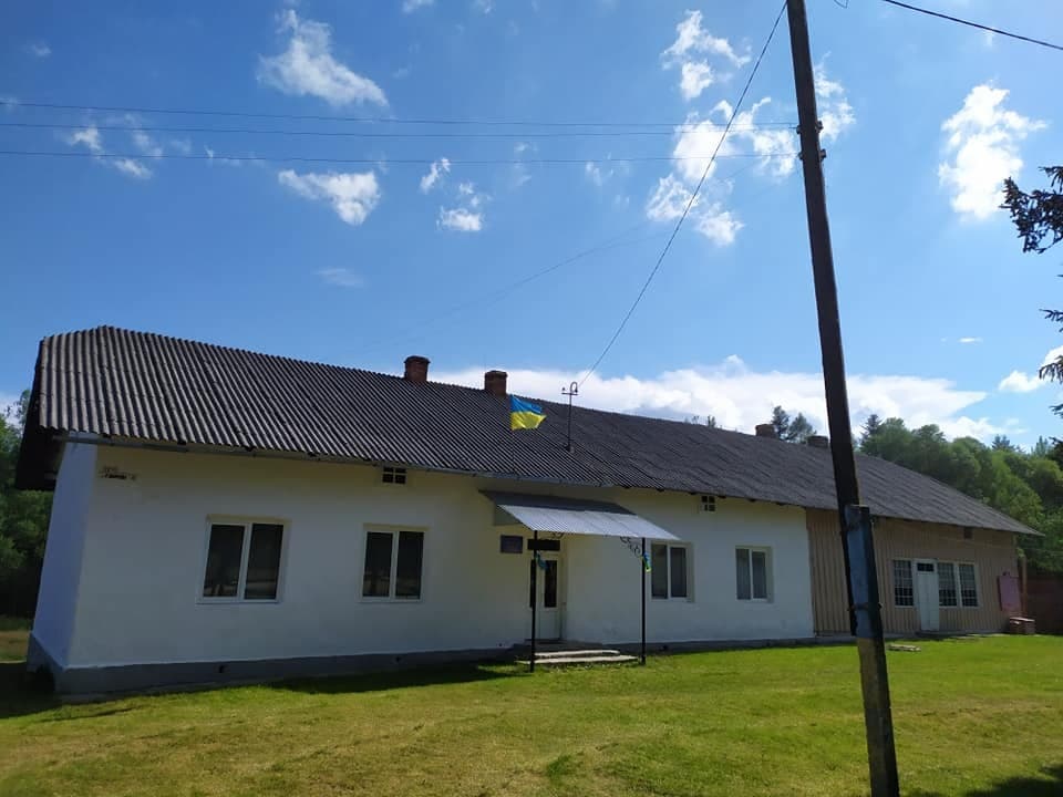 Веломандрівка в Смільну: храм, на захист якого мешканці ставали живим щитом 4 DrogMedia Веломандрівка в Смільну: храм, на захист якого мешканці ставали живим щитом