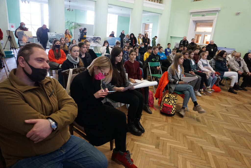 DrogMedia «Що ви там знайшли?» - дрогобицькі діти дізнавалися про роботу полярників