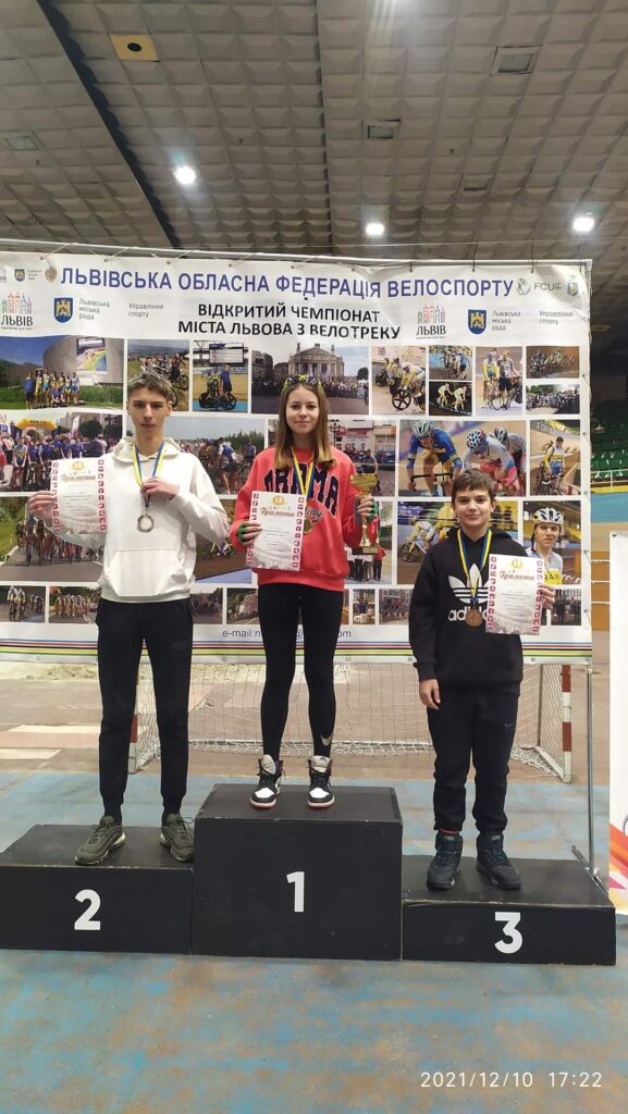 DrogMedia Дрогобицькі велосипедисти завоювали комплект нагород у перший день Чемпіонату Львова