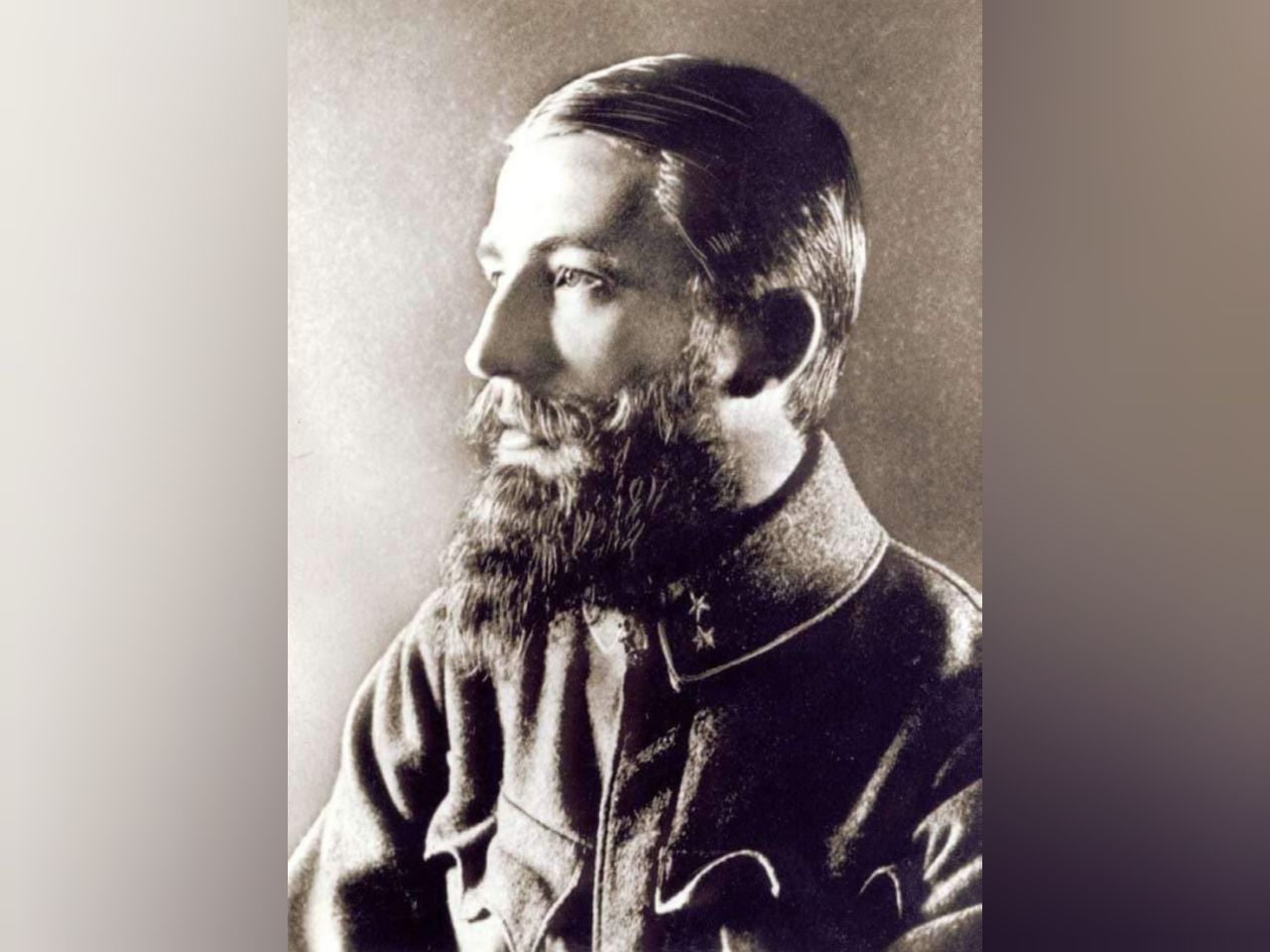 Андрій Мельник