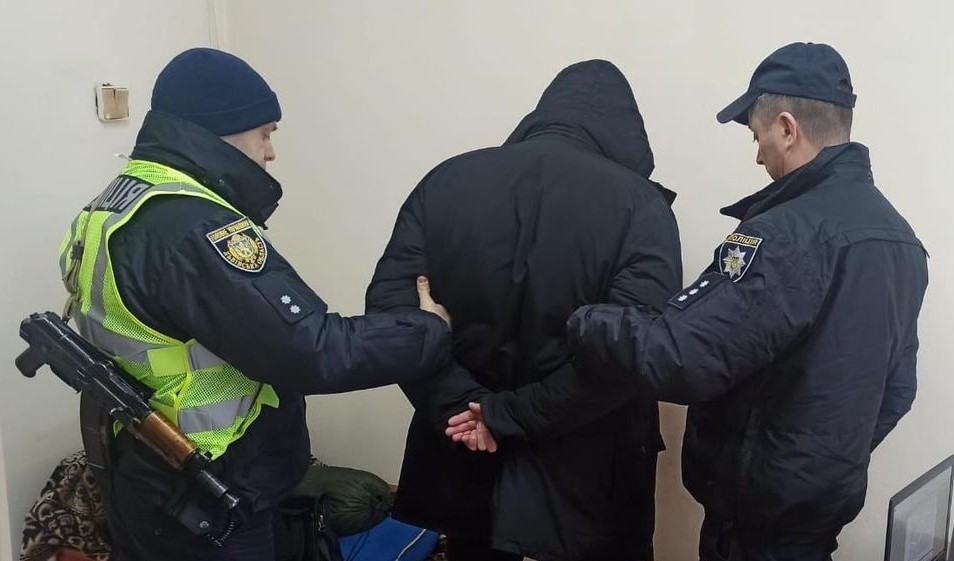 DrogMedia На Дрогобиччині 30-річний чоловік зарізав 50-річного односельчанина