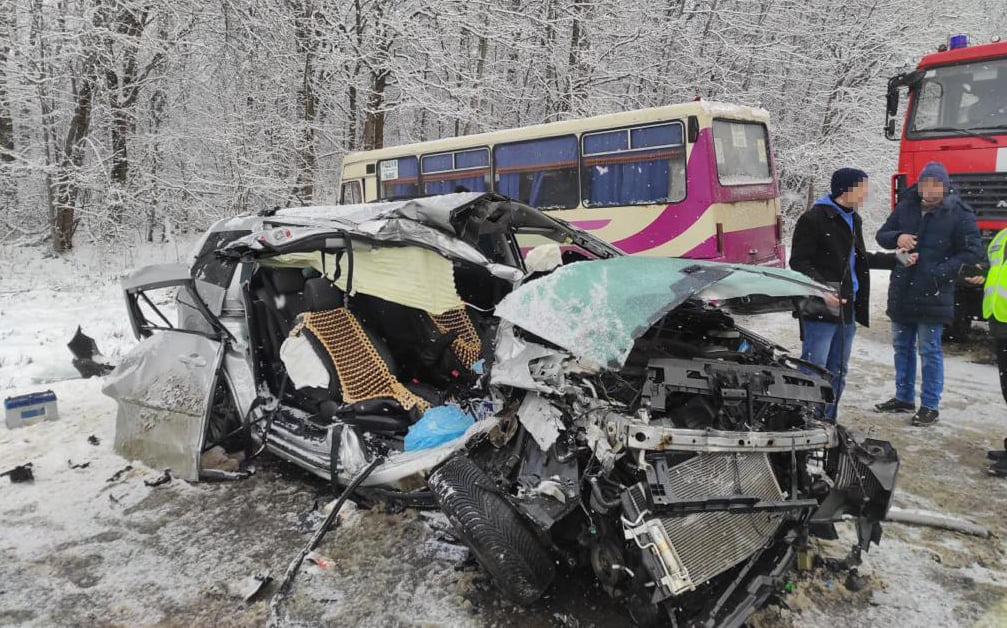 DrogMedia За 11 днів нового року на дорогах Львівщини сталося 251 ДТП