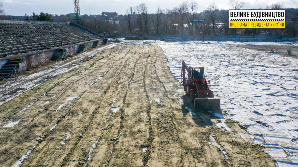 Реконструкція стадіону у Дрогобичі: на якому етапі. ФОТО 4 DrogMedia Реконструкція стадіону у Дрогобичі: на якому етапі. ФОТО