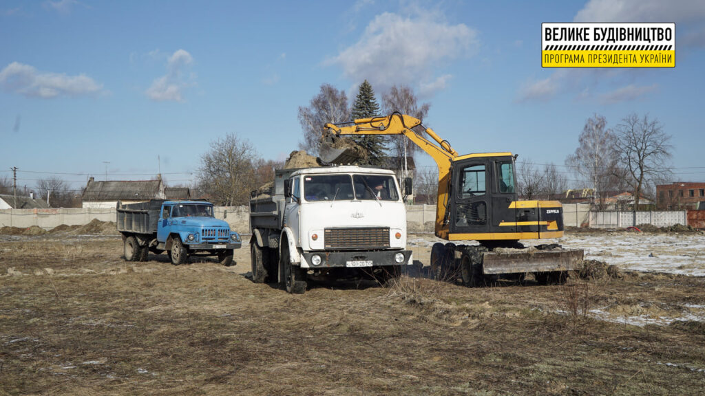 Реконструкція стадіону у Дрогобичі: на якому етапі. ФОТО 5 DrogMedia Реконструкція стадіону у Дрогобичі: на якому етапі. ФОТО