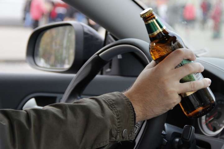 DrogMedia Суд оштрафував мешканця Підбужа на 17 тис. грн за нетверезе водіння сина