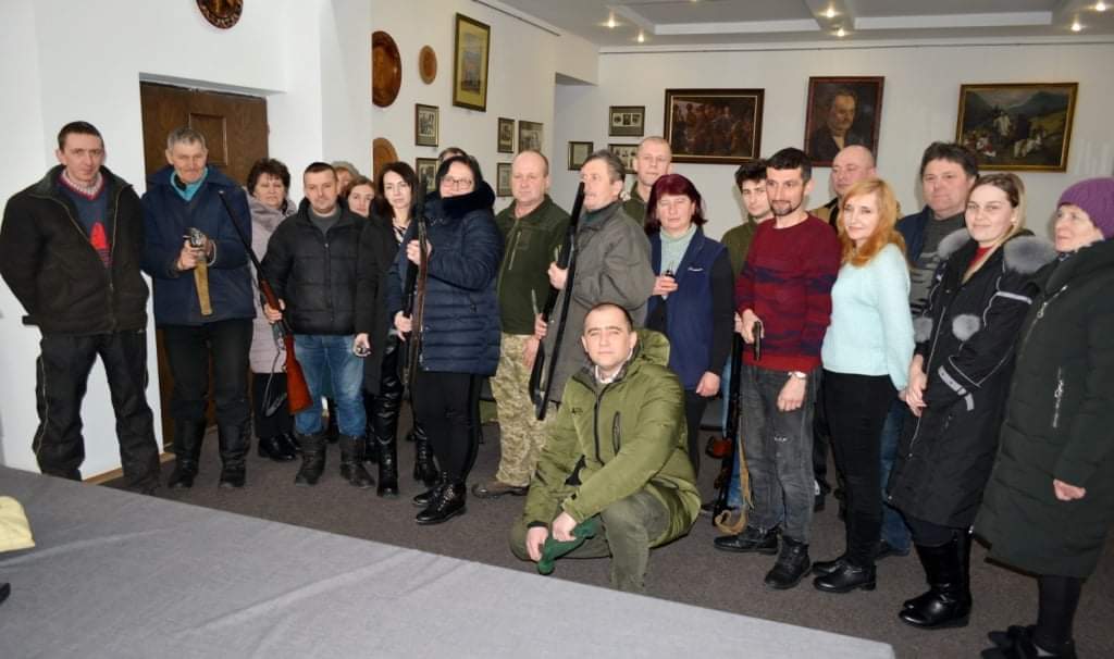 DrogMedia Працівники музею училися навиків військової справи