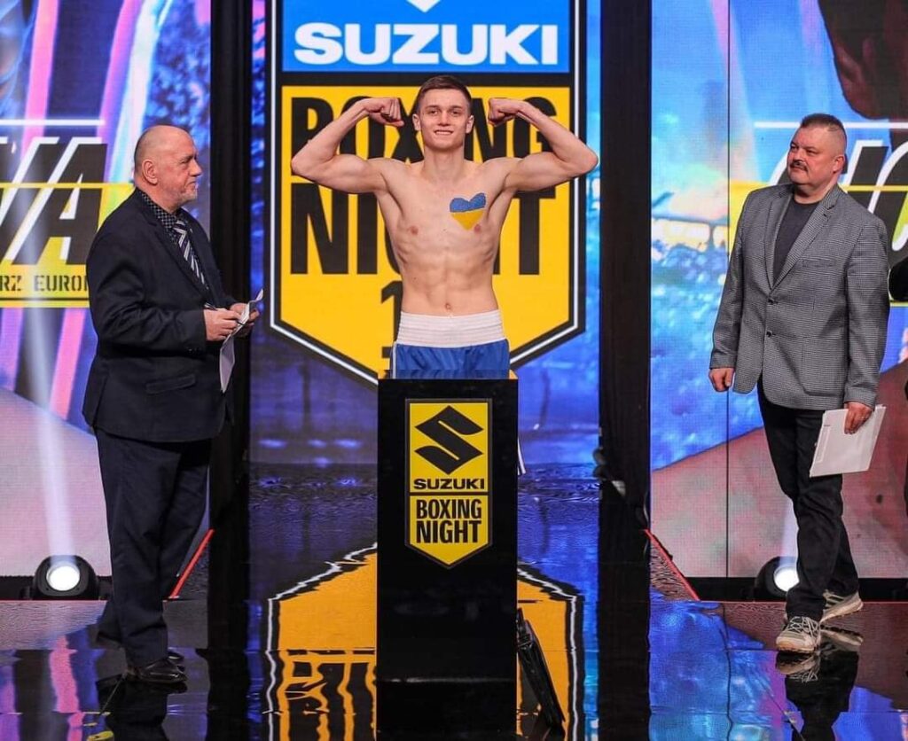DrogMedia Бориславець Олег Гічва переміг чемпіона Польщі на вечорі олімпійського боксу