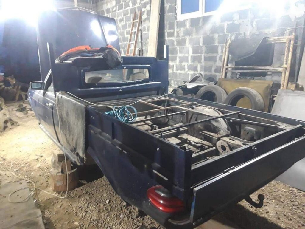 Бориславські волонтери перетворюють старі авто в надійних помічників для фронту 2 DrogMedia Бориславські волонтери перетворюють старі авто в надійних помічників для фронту