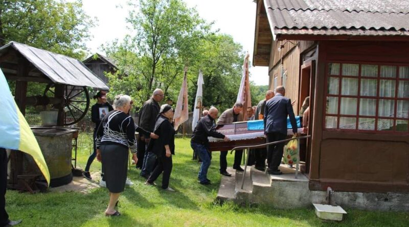 DrogMedia Дрогобицька громада попрощалася із воїном Володимиром Німчаком