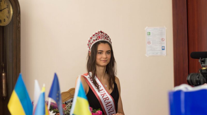 DrogMedia Дрогобичанка змагатиметься за титул Miss Universe Canada