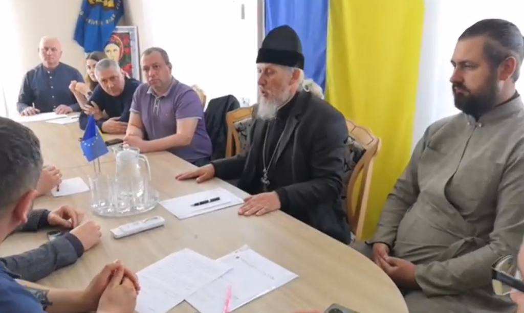 У Дрогобичі храм московського патріархату переходить до ПЦУ на вимогу парафіян, всупереч волі священика 2 DrogMedia У Дрогобичі храм московського патріархату переходить до ПЦУ на вимогу парафіян, всупереч волі священика