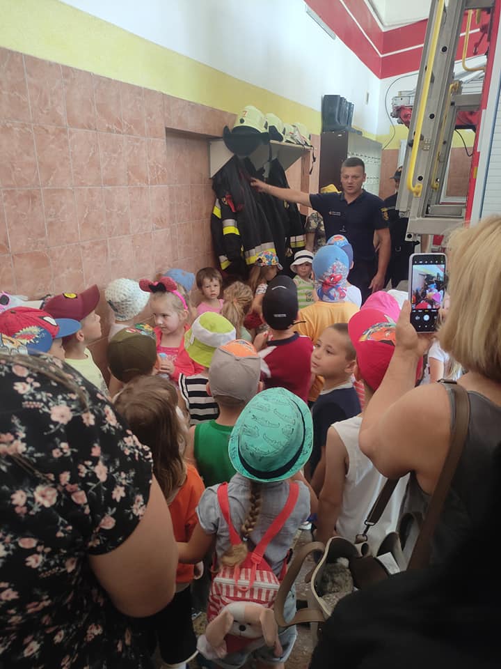 DrogMedia Рятувальники навчали дошкільнят техніки безпеки