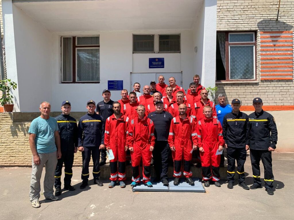 Дрогобицькі надзвичайники відсвяткували 6о-річчя створення підрозділу 5 DrogMedia Дрогобицькі надзвичайники відсвяткували 6о-річчя створення підрозділу