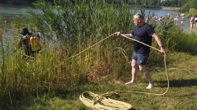 DrogMedia У Трускавці на "Козацькому хуторі" втопився чоловік