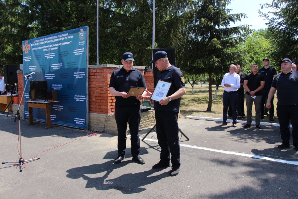 Дрогобицькі надзвичайники відсвяткували 6о-річчя створення підрозділу 2 DrogMedia Дрогобицькі надзвичайники відсвяткували 6о-річчя створення підрозділу