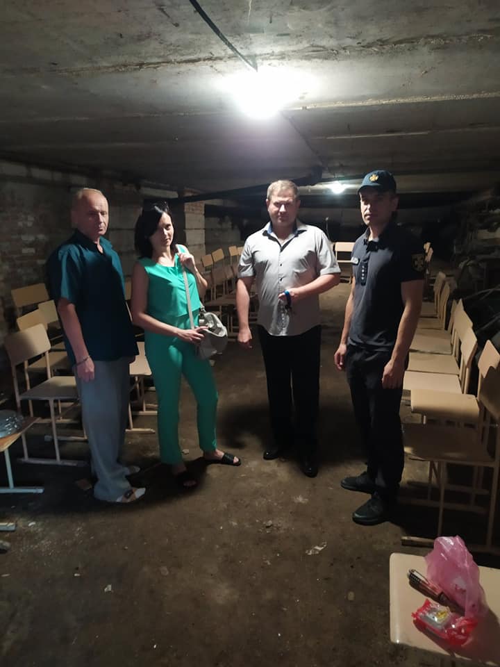 DrogMedia Надзвичайники перевіряють стан укриттів в навчальних закладах Дрогобиччини.ФОТО