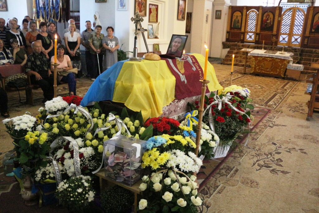 DrogMedia Трускавець попрощався із 22-річним Героєм Андрієм Проциком.ФОТО
