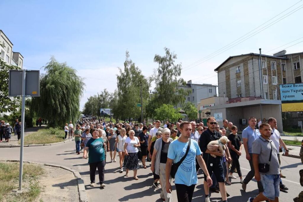 Бориславська громада провела в останню путь Тараса Лиса 17 DrogMedia Бориславська громада провела в останню путь Тараса Лиса