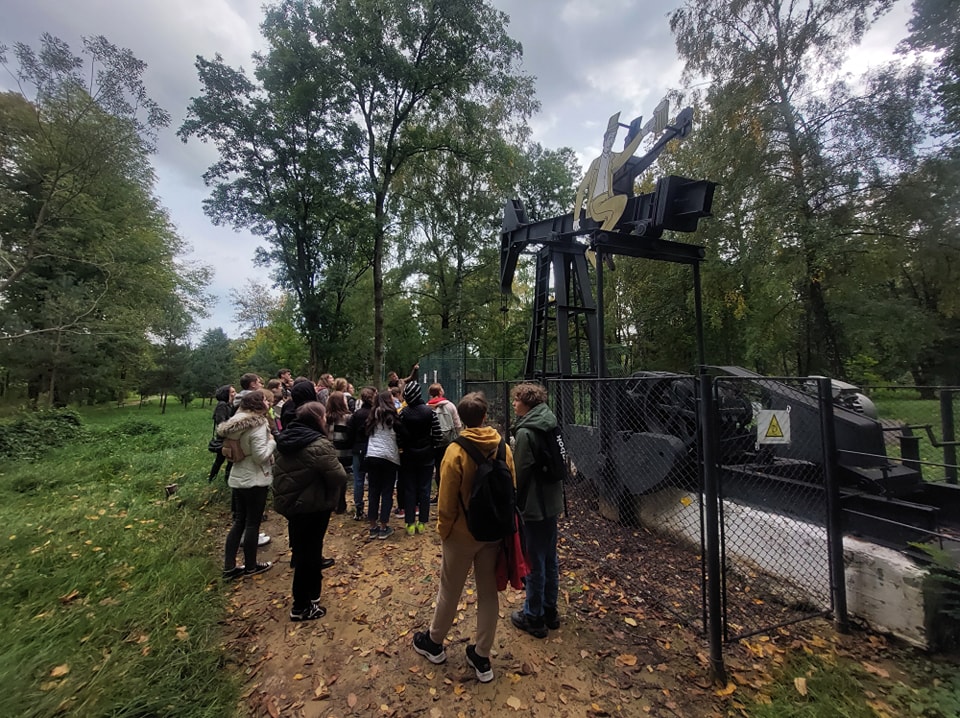 DrogMedia Львівські школярі їздять на екскурсії у Борислав