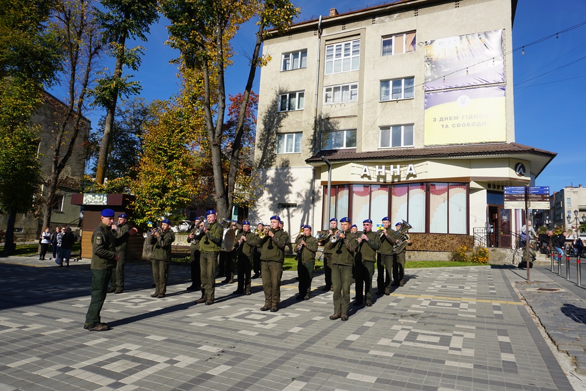 Дрогобич попрощався із Героєм Олегом Лєбєдєвим. ФОТО 15 DrogMedia Дрогобич попрощався із Героєм Олегом Лєбєдєвим. ФОТО
