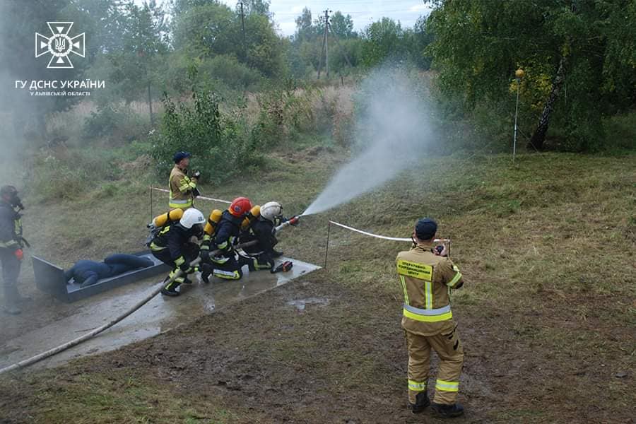 Східницькі рятувальники вибороли 1-ше місце на обласних змаганнях 3 DrogMedia Східницькі рятувальники вибороли 1-ше місце на обласних змаганнях