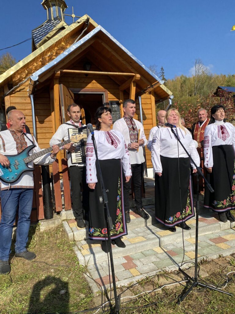 Веломандрівка у Свидник: історична присяга упівців, храм в неоукраїнському стилі 6 DrogMedia Веломандрівка у Свидник: історична присяга упівців, храм в неоукраїнському стилі