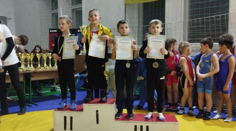 DrogMedia У Дрогобичі відбулися змагання з вільної боротьби серед дітей 2009-2015 р.н.