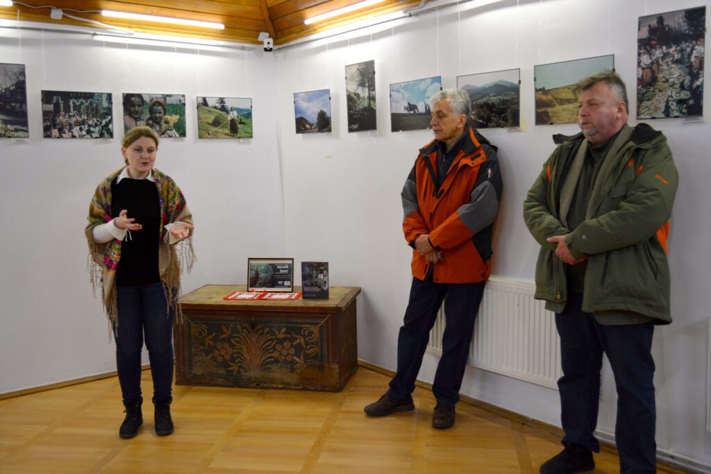 DrogMedia У музеї Івана Франка в Нагуєвичах презентували виставку кольорових світлин Олександра Пежанського «Перший колір»